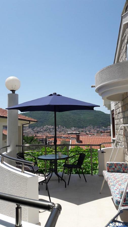 Villa Antic With Private Pool In Budva Bagian luar foto